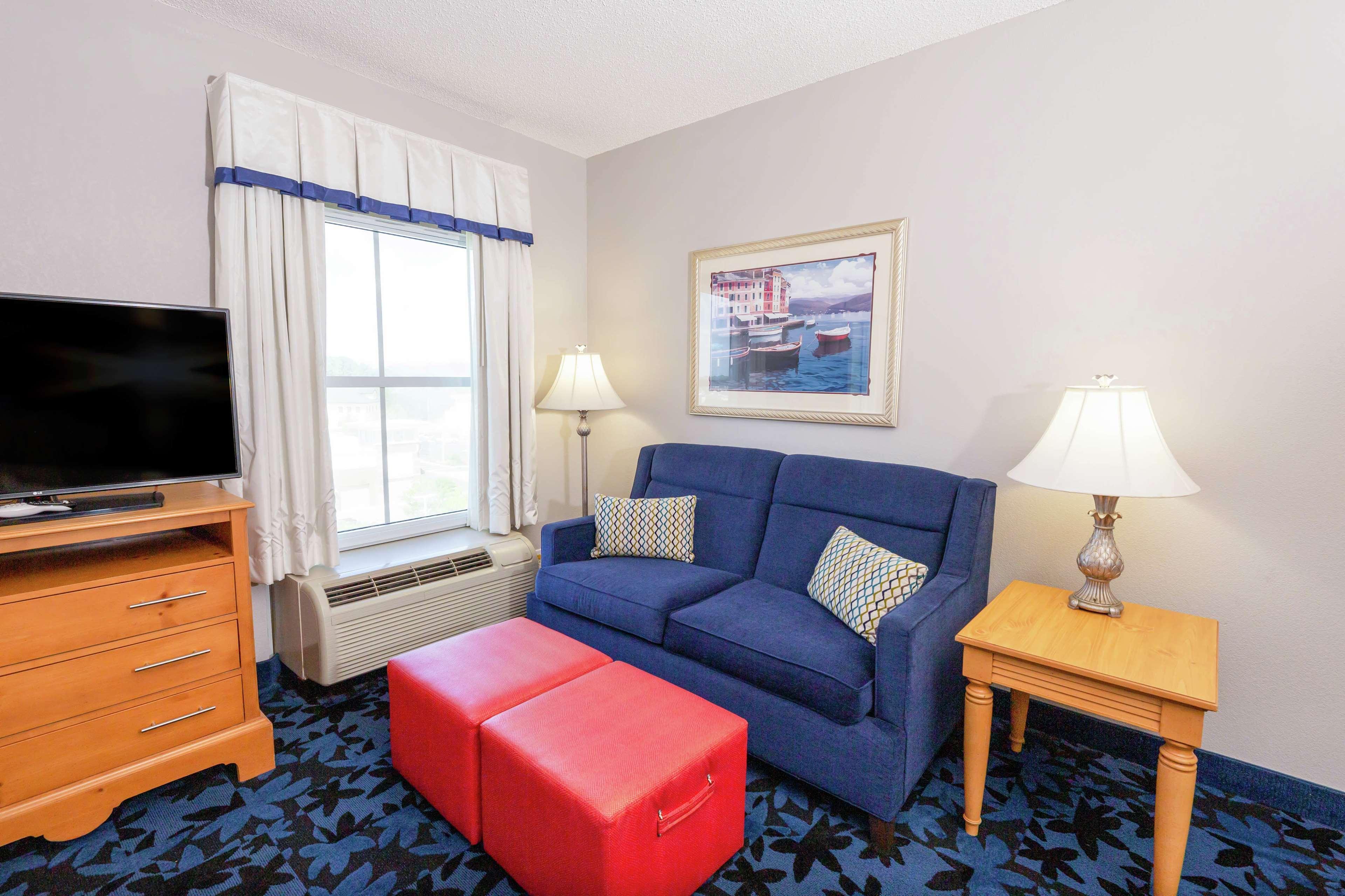Hampton Inn & Suites Jacksonville Deerwood Park Ngoại thất bức ảnh