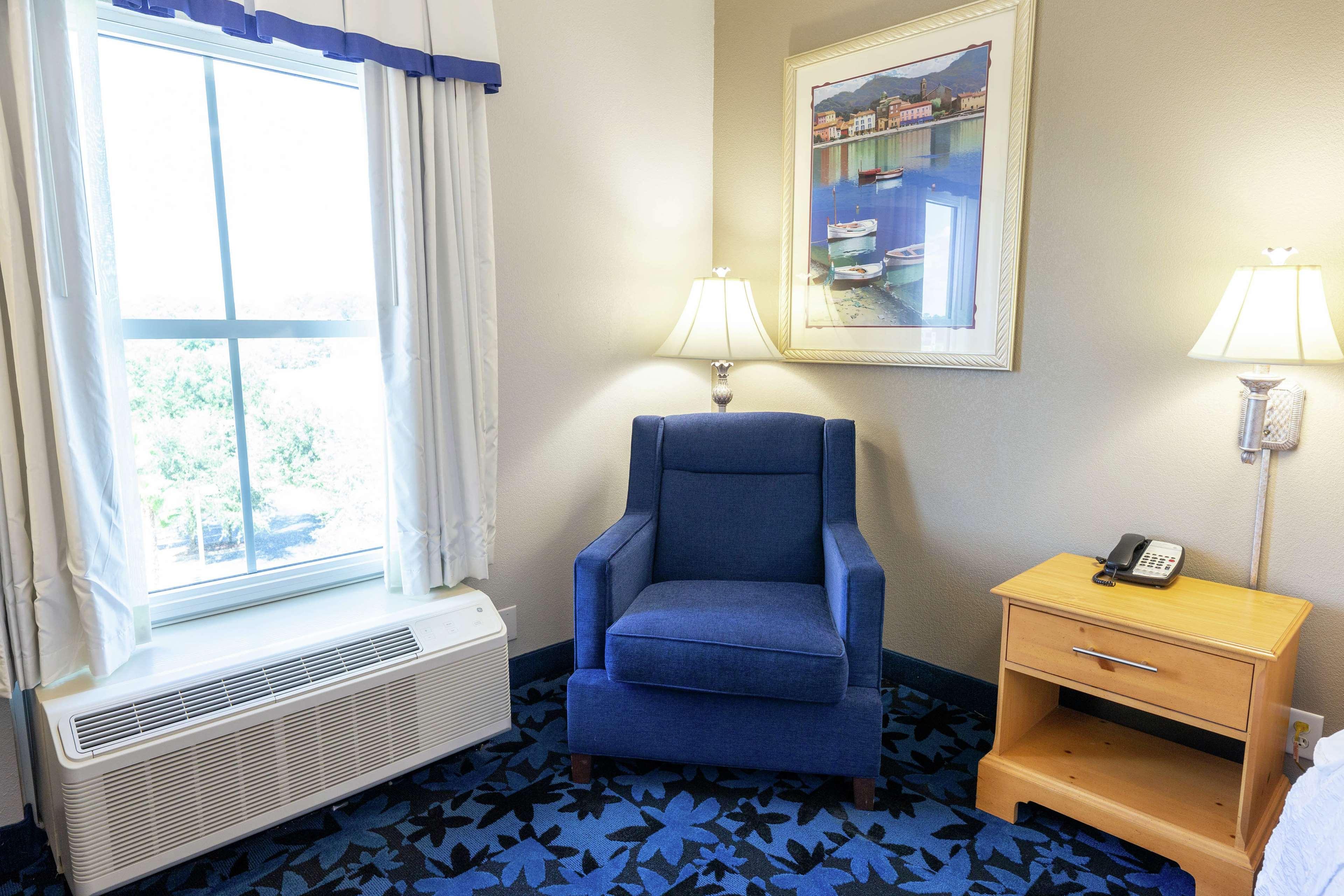 Hampton Inn & Suites Jacksonville Deerwood Park Ngoại thất bức ảnh