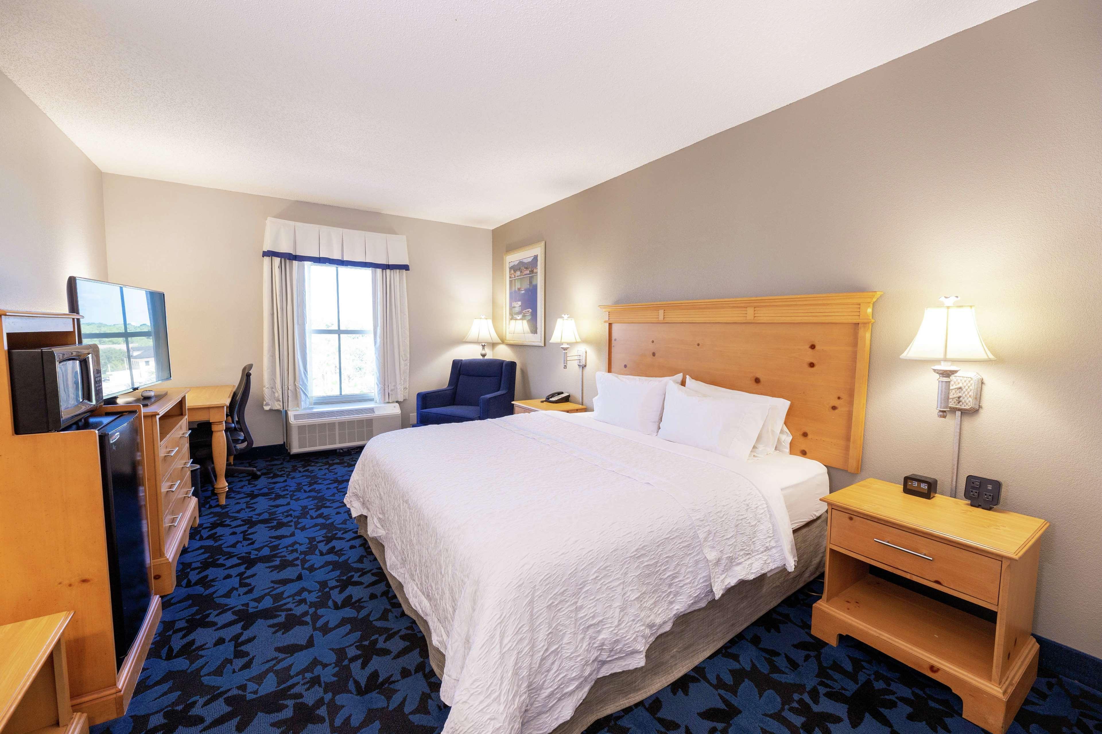 Hampton Inn & Suites Jacksonville Deerwood Park Ngoại thất bức ảnh