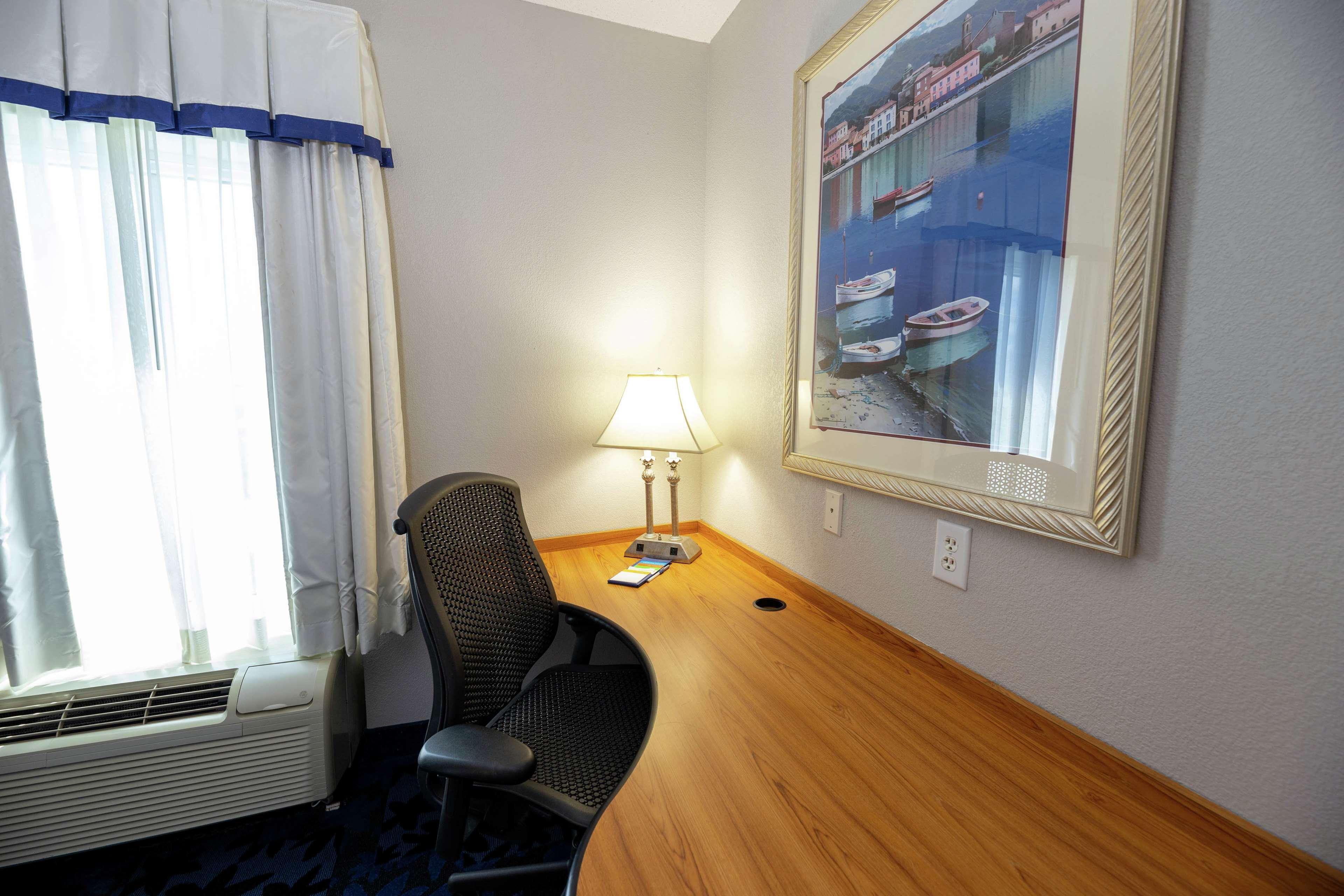 Hampton Inn & Suites Jacksonville Deerwood Park Ngoại thất bức ảnh