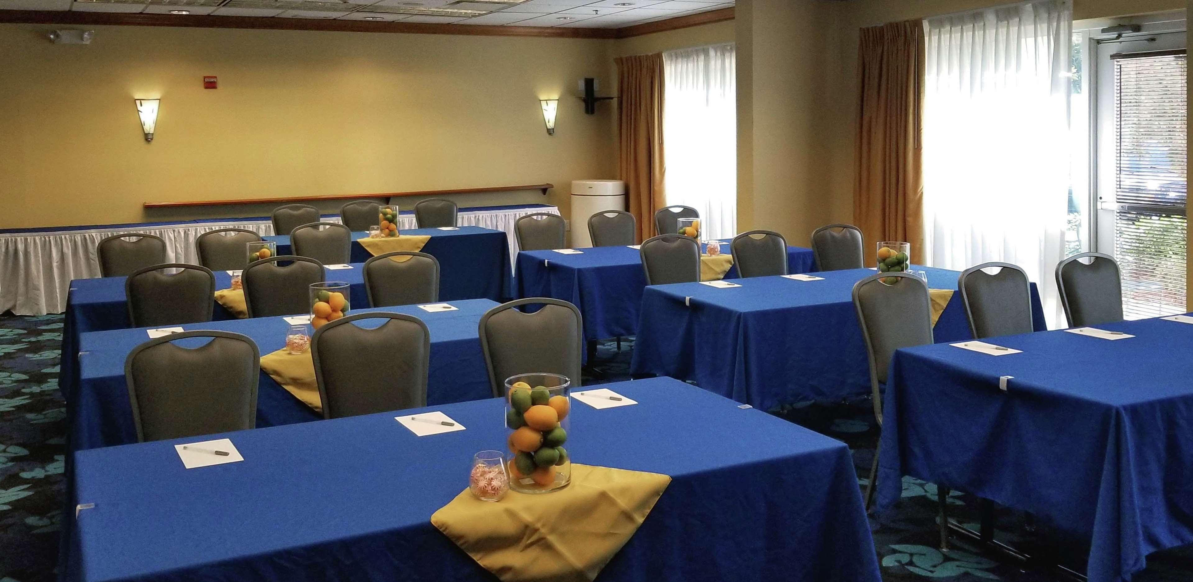 Hampton Inn & Suites Jacksonville Deerwood Park Ngoại thất bức ảnh