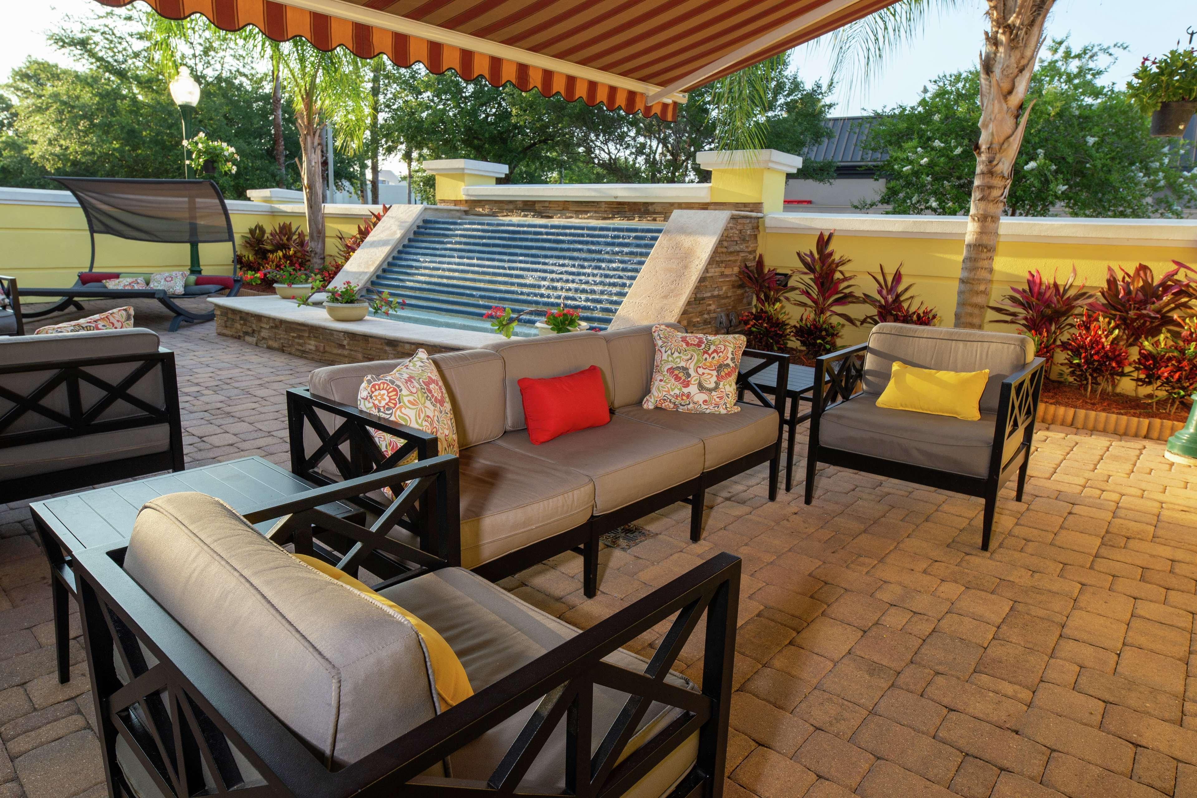 Hampton Inn & Suites Jacksonville Deerwood Park Ngoại thất bức ảnh