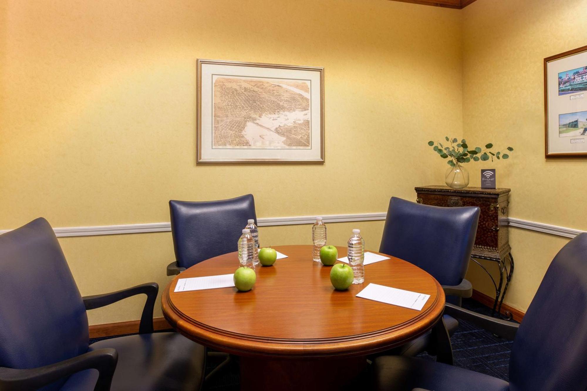 Hampton Inn & Suites Jacksonville Deerwood Park Ngoại thất bức ảnh