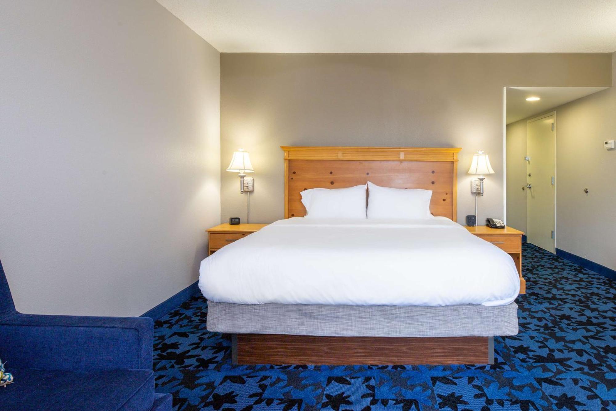 Hampton Inn & Suites Jacksonville Deerwood Park Ngoại thất bức ảnh